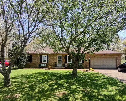 213 E Dale Ave, Eddyville, KY 42038