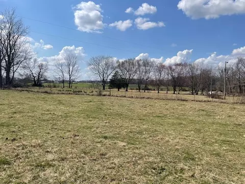 380 Browntown Rd, Morrison, TN 37357