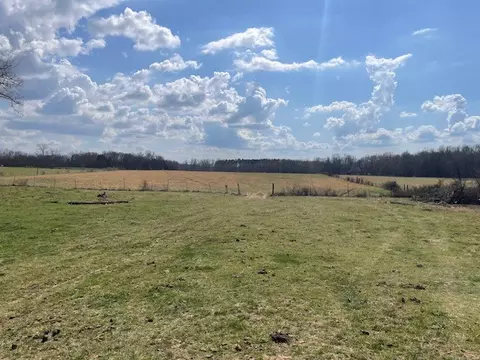 Exterior - 380 Browntown Rd, Morrison, TN 37357 photo 4 of 8