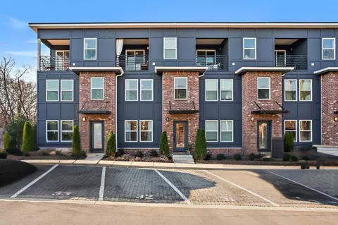 102 Duke St #37, Nashville, TN 37207