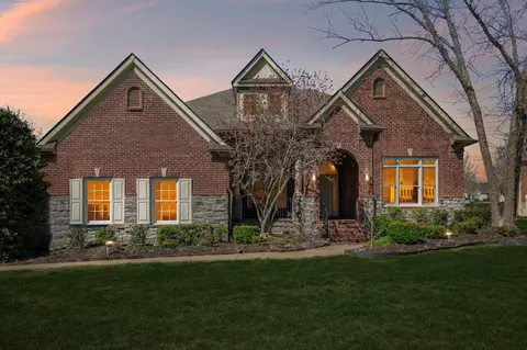 1735 Forsyth Park Dr, Brentwood, TN 37027