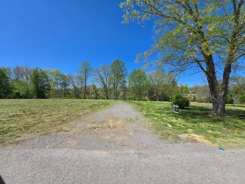 2439 Bethany Rd, Mcminnville, TN 37110