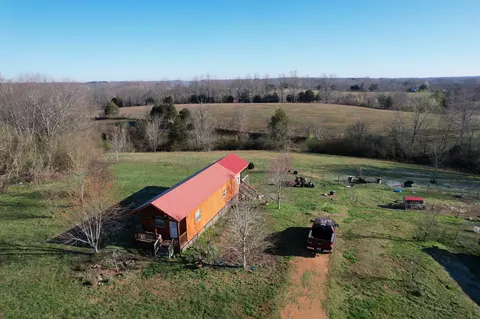 609 Clax Branch Rd, Loretto, TN 38469