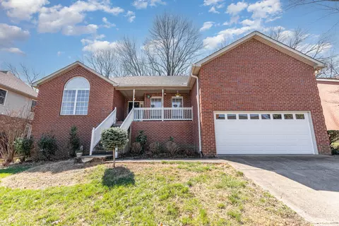 132 La View Rd, Hendersonville, TN 37075