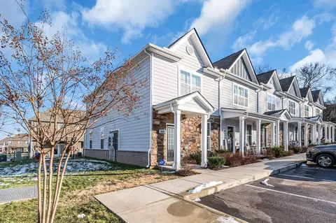 801 Dallas Dr, Columbia, TN 38401