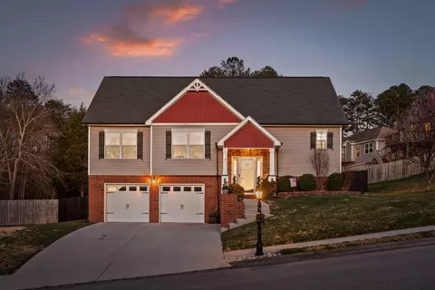8574 Booth Bay Dr, Hixson, TN 37343