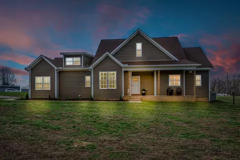 10114 Ashley Ln, Bon Aqua, TN 37025