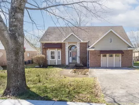 302 Park Glen Dr, Mount Juliet, TN 37122