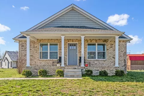 102 Thacker Dr, Portland, TN 37148