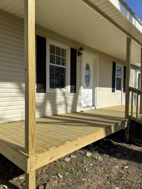 3231 E Stinson Rd, Lafayette, TN 37083