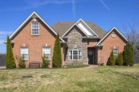 110 Edgewater Fls, Murfreesboro, TN 37129