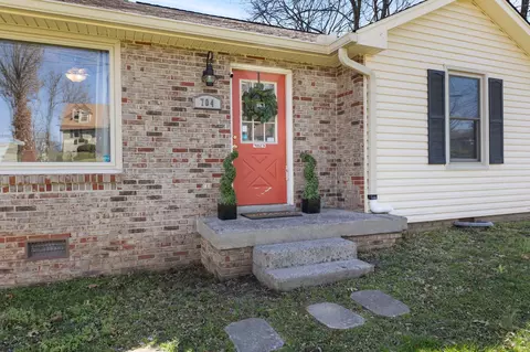 704 Valley Green Dr, Smyrna, TN 37167