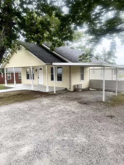 803 Mill St, Manchester, TN 37355