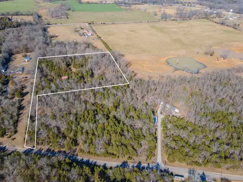 213 Scales Rd, Shelbyville, TN 37160
