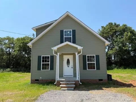 170 Hesselly Rd, Decherd, TN 37324