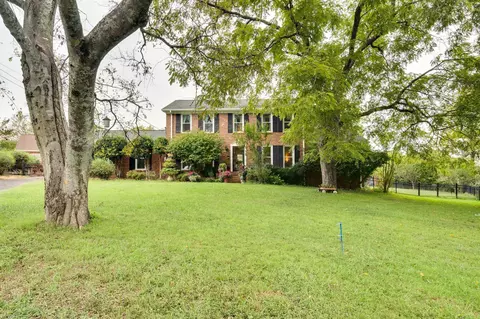 104 Lexington Sta, Hendersonville, TN 37075