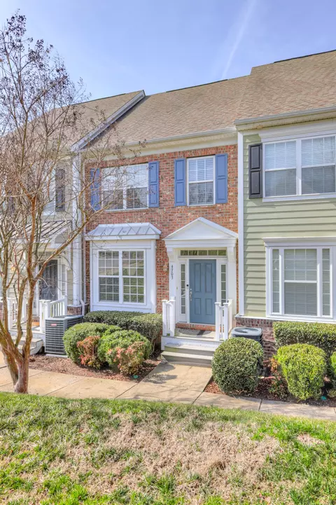 4703 Brighton Village Dr, Nashville, TN 37211