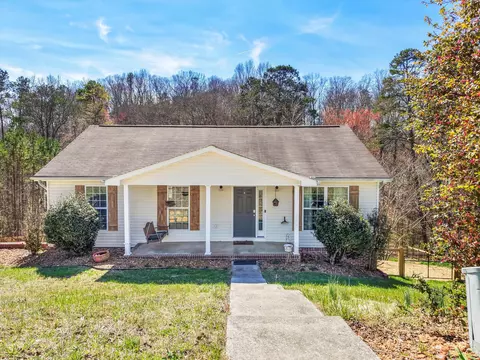 10428 Jeneva Ln, Soddy Daisy, TN 37379