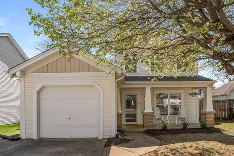 1877 Brookmeadow Ln, Hermitage, TN 37076