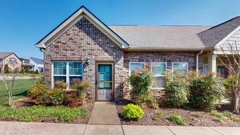 3339 Livermore Ln, Murfreesboro, TN 37130
