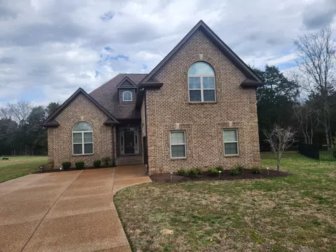 22 Colchester Pt, Lebanon, TN 37087