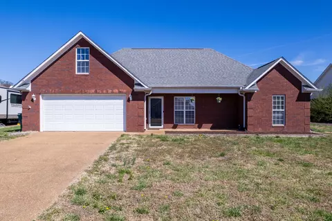 210 Sparrow Cv, Medina, TN 38355