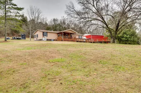 2033 Old Lake Rd, Lewisburg, TN 37091