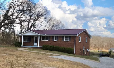 1611 W Grab Creek Rd, Dickson, TN 37055