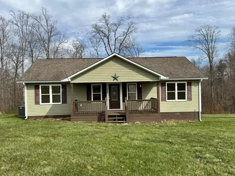 1032 Range Cemetery Rd, Allardt, TN 38504