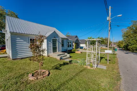 802 Liggett Ave, Lewisburg, TN 37091