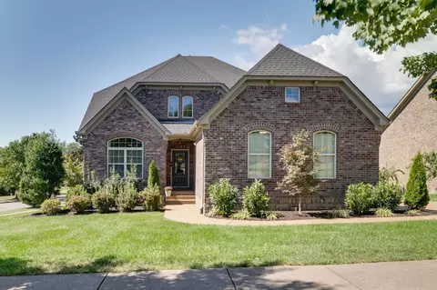 101 Tipperton Ct, Gallatin, TN 37066