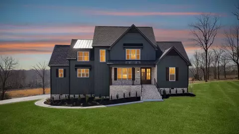 1074 Burnt House Rd, Lebanon, TN 37090