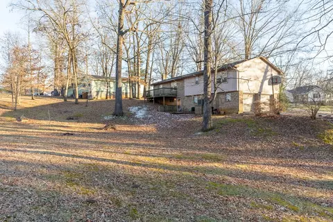 1065 Tanglewood Dr, Cookeville, TN 38501