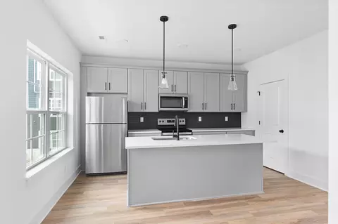 700 N Dupont Ave #309, Madison, TN 37115