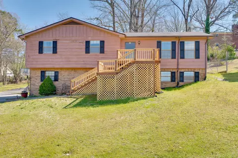 1216 Radmoor Ln, Chattanooga, TN 37421