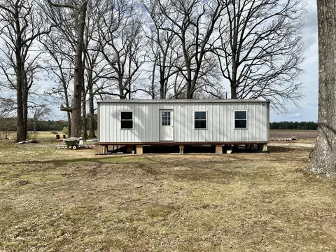 6004 Lynchburg Rd, Winchester, TN 37398