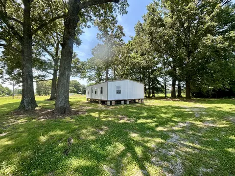 6004 Lynchburg Rd, Winchester, TN 37398