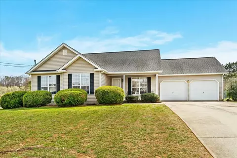 324 Mercer Dr, Dalton, GA 30721