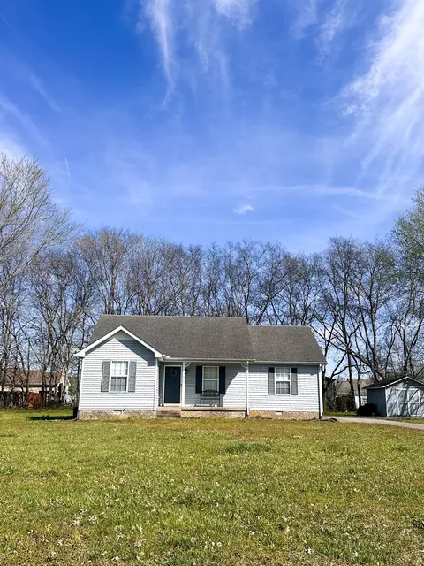 Exterior - 7433 Lone Eagle Dr, Murfreesboro, TN 37128 photo 3 of 5