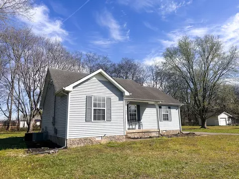 7433 Lone Eagle Dr, Murfreesboro, TN 37128