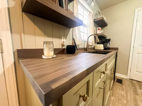 Kitchen - 7433 Lone Eagle Dr, Murfreesboro, TN 37128 photo 4 of 4