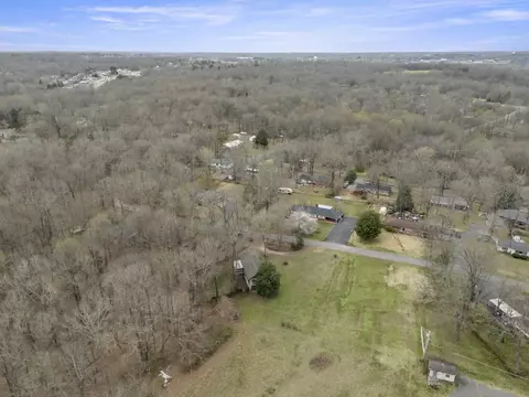 View/Area - 312 Broadview Dr, Dickson, TN 37055 photo 2 of 4