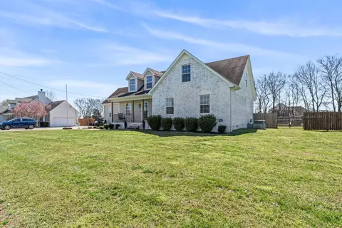115 Fall Creek Dr, Murfreesboro, TN 37129