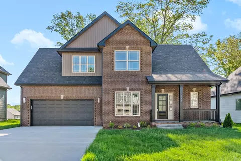 590 Alicia Dr, Clarksville, TN 37043