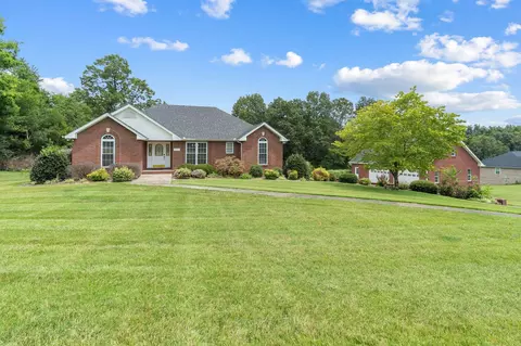 3851 Springdale Ln, Cunningham, TN 37052