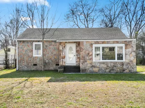 5304 Lazard St, Chattanooga, TN 37412