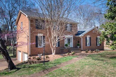 119 Jefferson Dr, Hendersonville, TN 37075