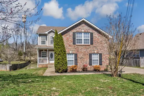 3143 Clydesdale Dr, Clarksville, TN 37043
