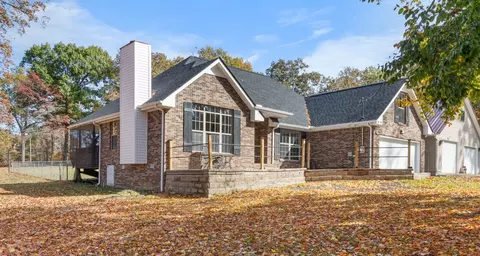 565 Martin Rd, Clarksville, TN 37042