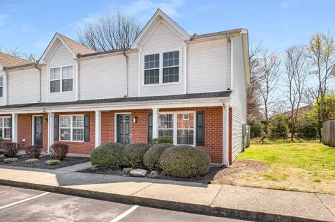 347 Shoshone Pl, Murfreesboro, TN 37128